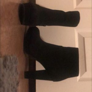Forever 21 4 inch booty heels